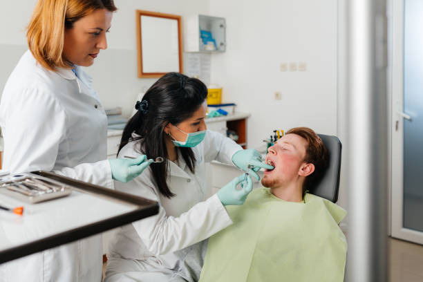 Best Emergency Dentist for Lost Fillings or Crowns in Stone Park, IL